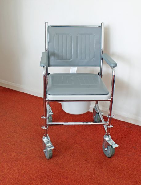 Cost of Commode Replacement in Laurel